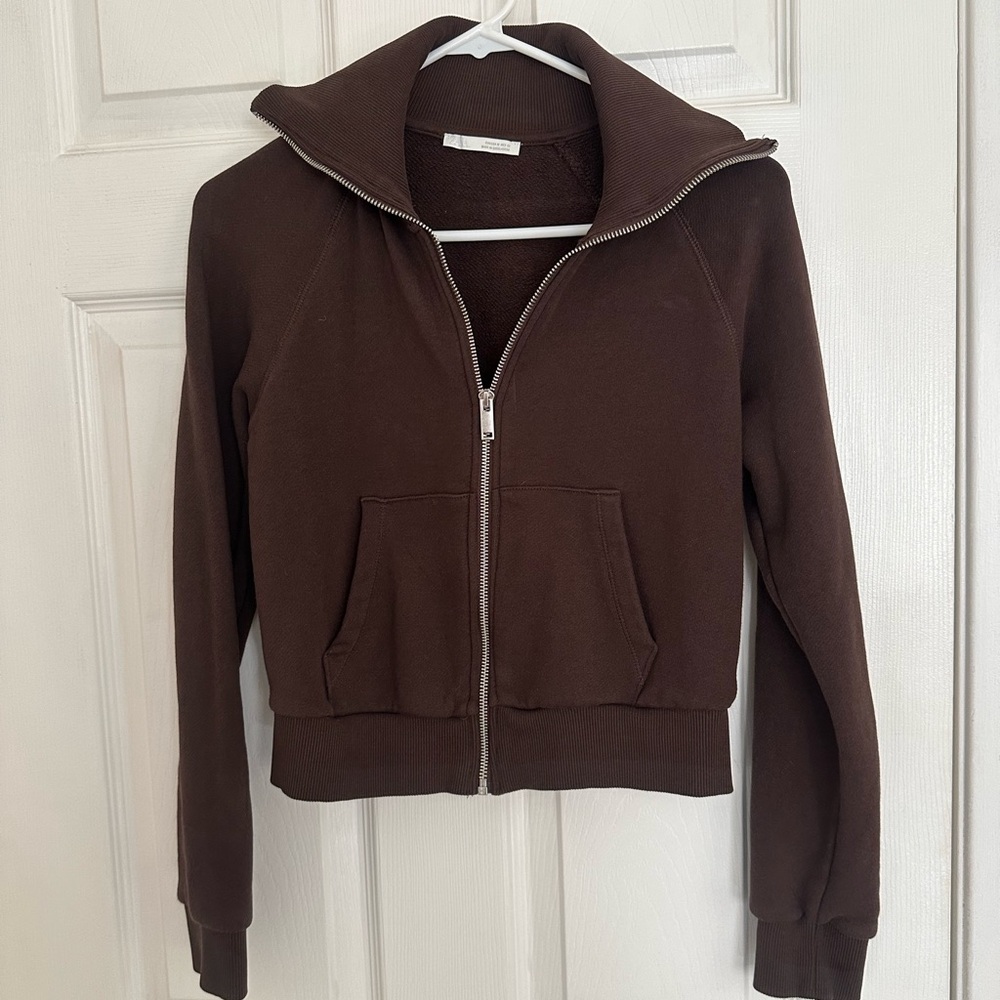 Zara brown zip up sweater